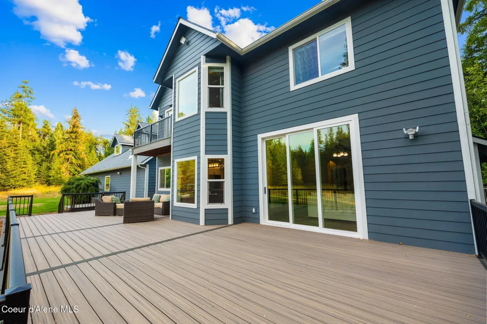 3825 E ENGLISH POINT ROAD Hayden, ID 83835