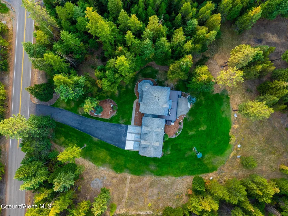 3825 E ENGLISH POINT ROAD Hayden, ID 83835
