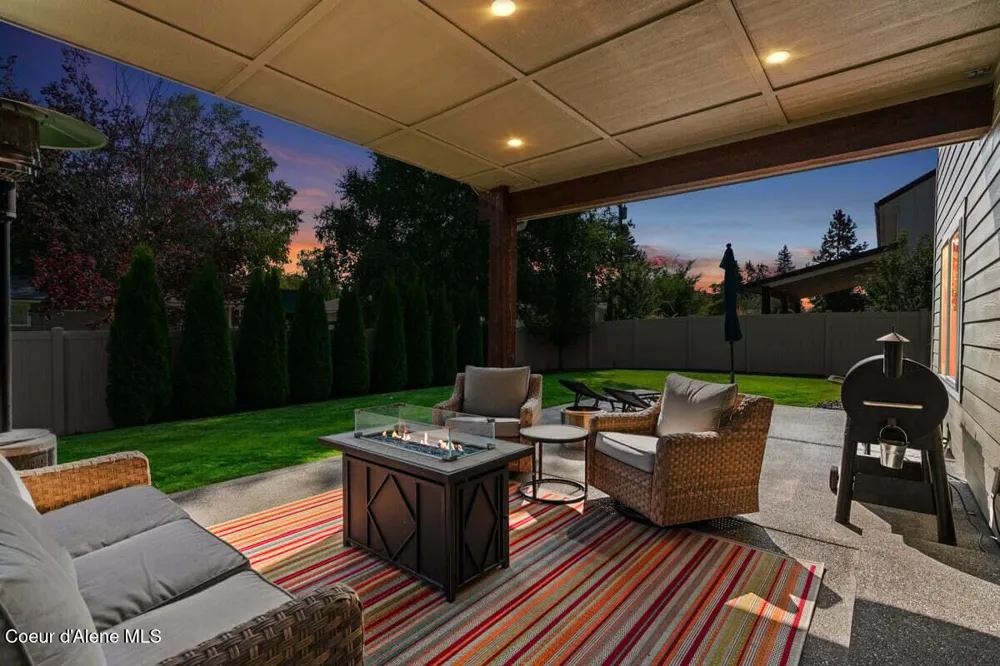 11388 ARMONIA WAY Hayden, ID 83835