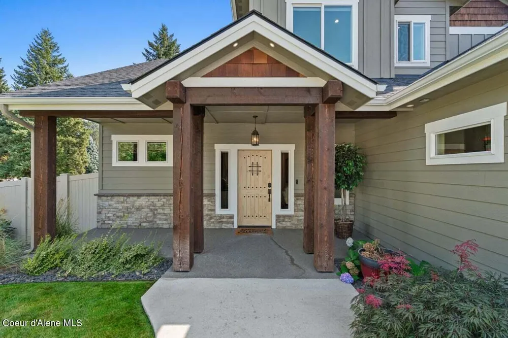 11388 ARMONIA WAY Hayden, ID 83835