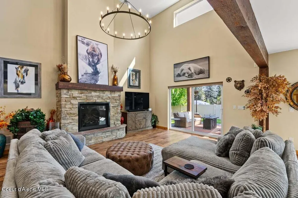11388 ARMONIA WAY Hayden, ID 83835