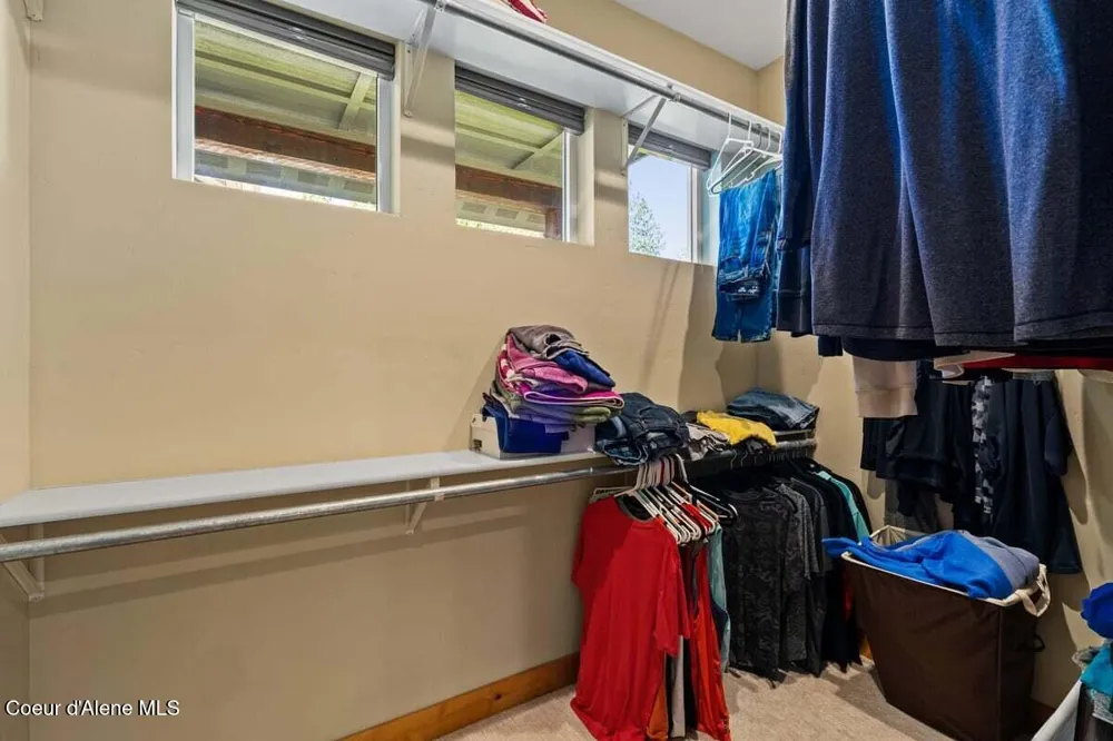 11388 ARMONIA WAY Hayden, ID 83835