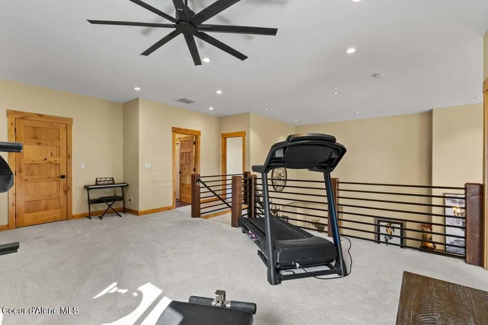 11388 ARMONIA WAY Hayden, ID 83835