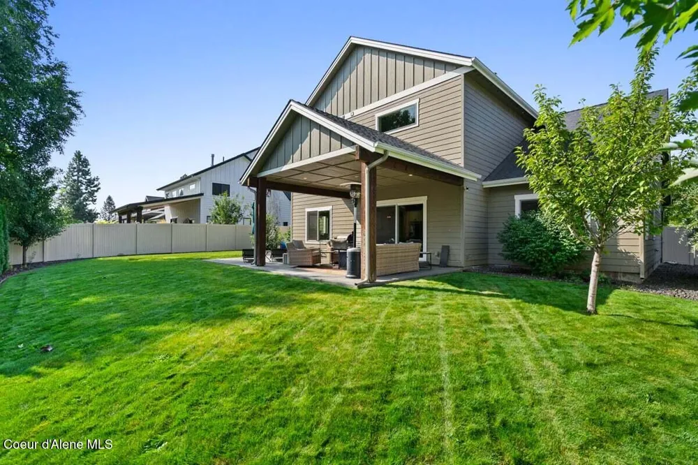 11388 ARMONIA WAY Hayden, ID 83835