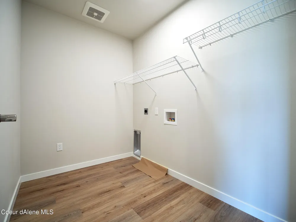 1048 E 4TH AVENUE #104 Post Falls, ID 83854