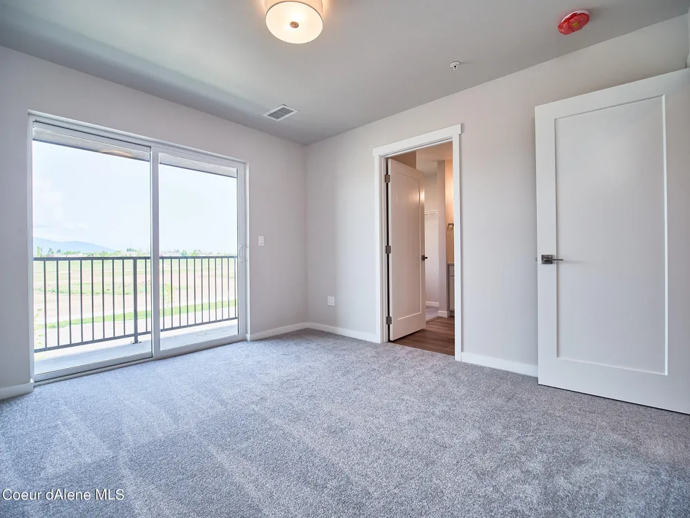 1048 E 4TH AVENUE #104 Post Falls, ID 83854