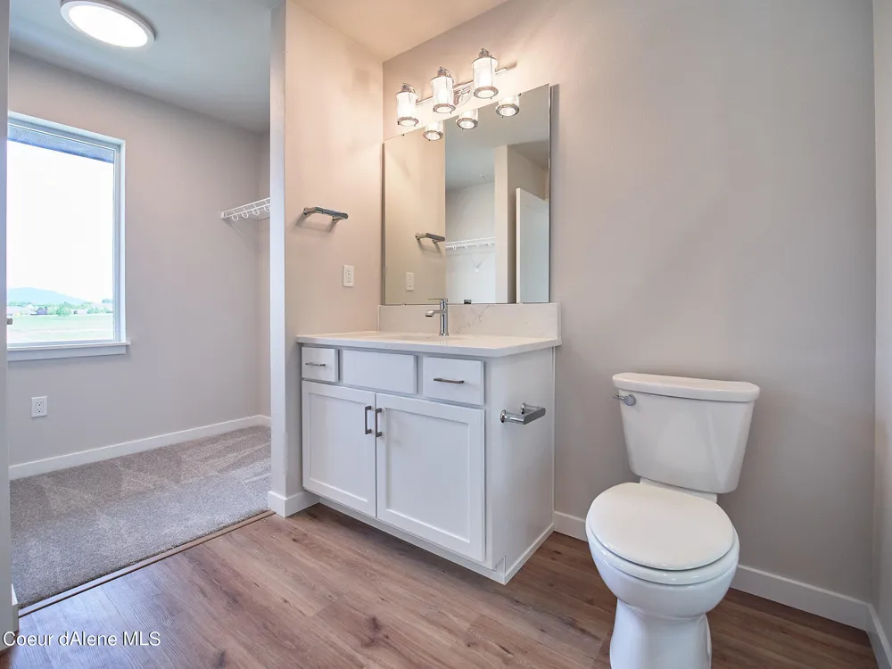 1048 E 4TH AVENUE #104 Post Falls, ID 83854