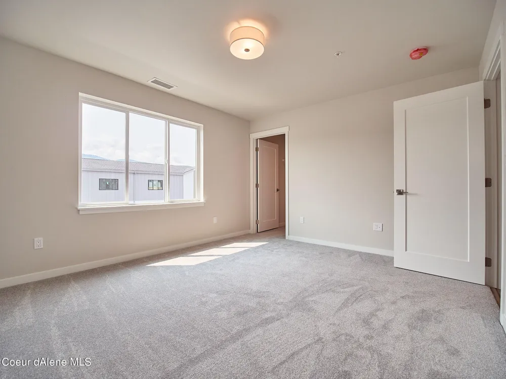 1048 E 4TH AVENUE #104 Post Falls, ID 83854