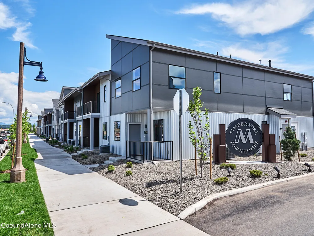 1048 E 4TH AVENUE #104 Post Falls, ID 83854
