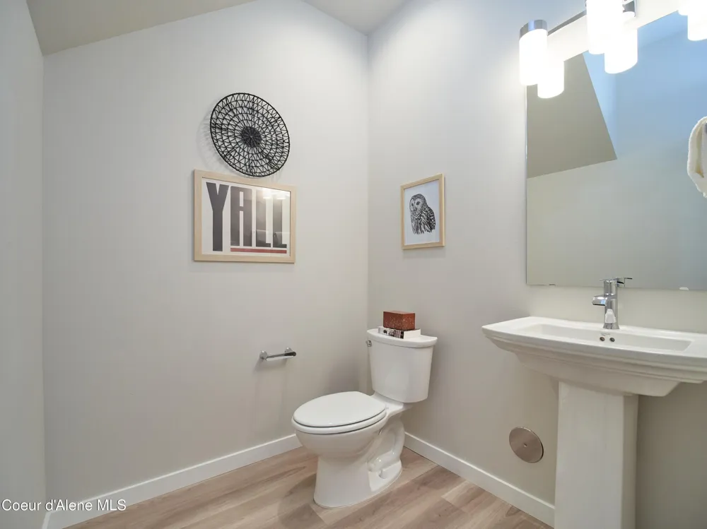 1048 E 4TH AVENUE #104 Post Falls, ID 83854