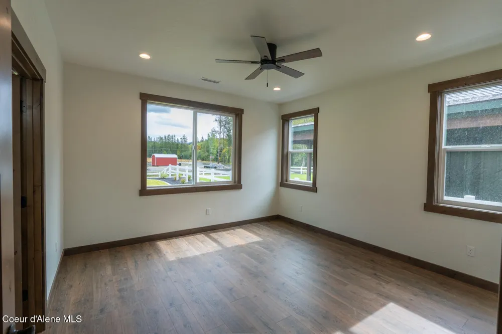 105 Backtrack Road Sandpoint, ID 83864