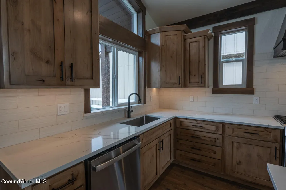 105 Backtrack Road Sandpoint, ID 83864