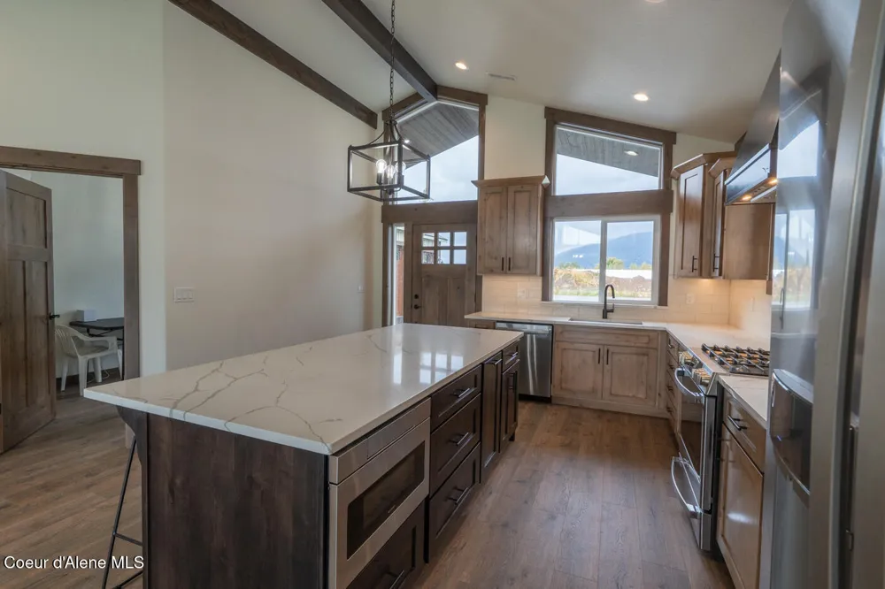 105 Backtrack Road Sandpoint, ID 83864