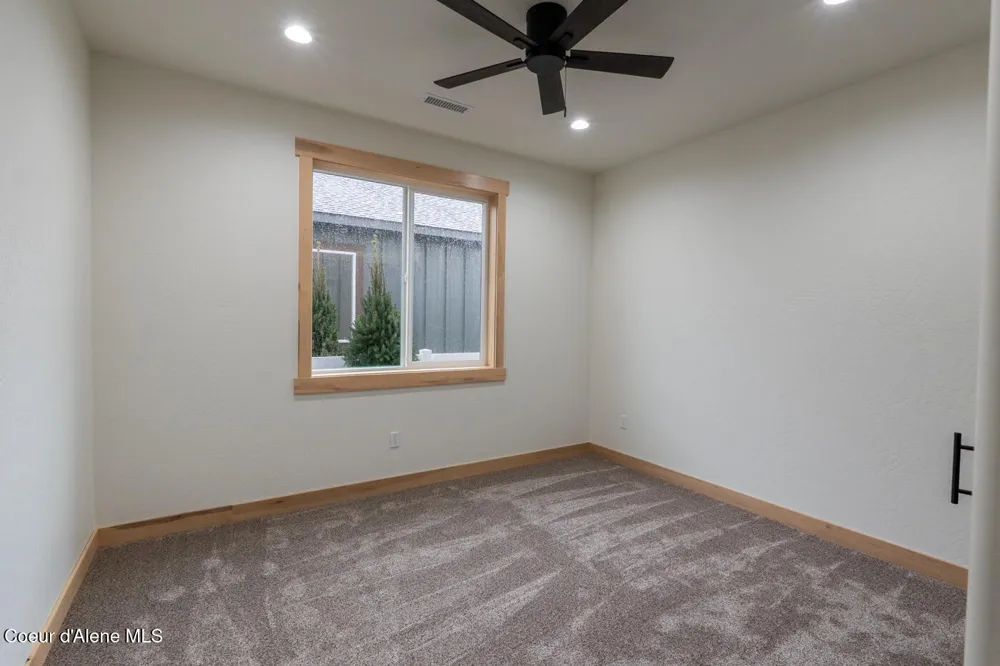 113 Backtrack Road Sandpoint, ID 83864