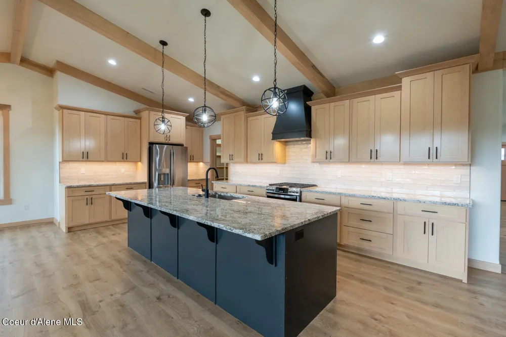 113 Backtrack Road Sandpoint, ID 83864