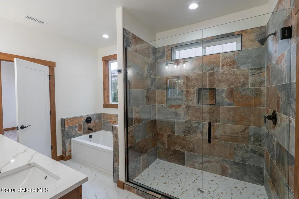 127 Backtrack Road Sandpoint, ID 83864