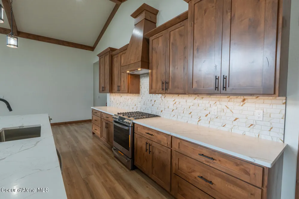 127 Backtrack Road Sandpoint, ID 83864