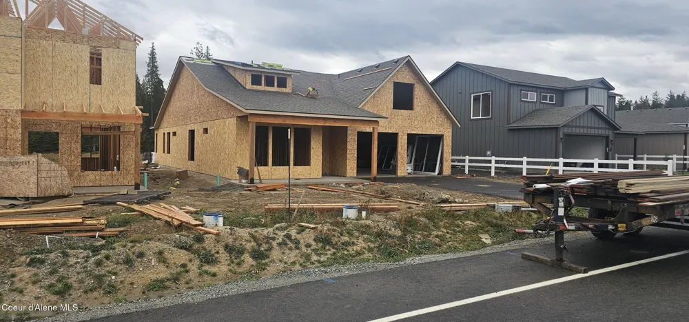 171 Backtrack Road Sandpoint, ID 83864
