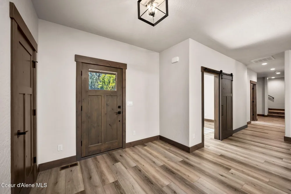24253 Rimrock Road Hayden, ID 83835