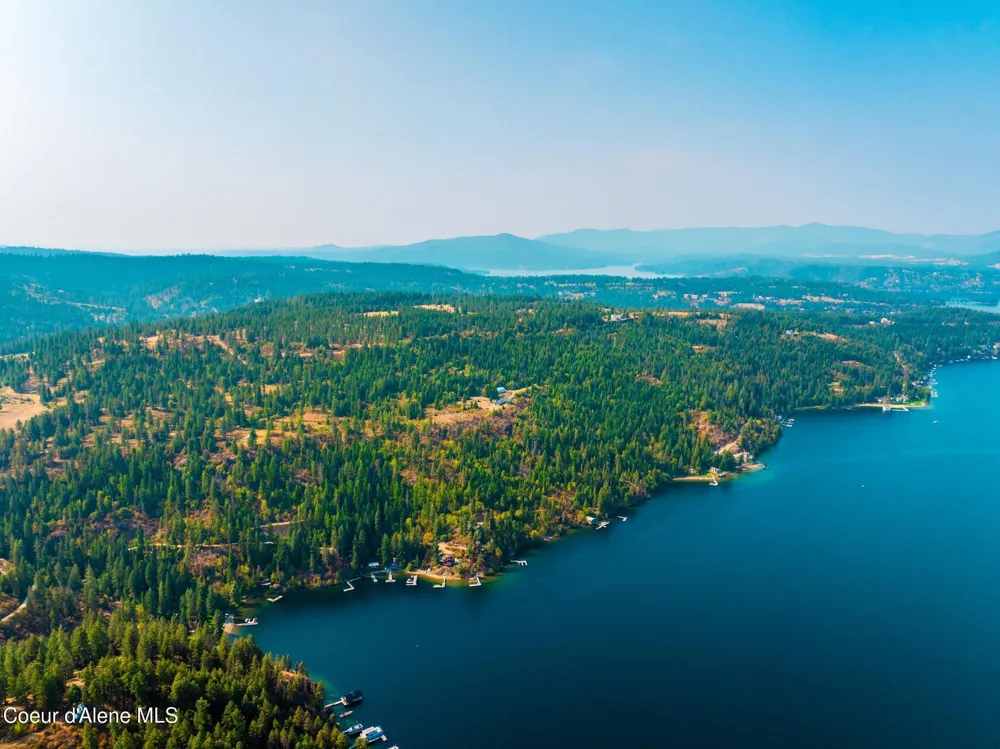 5727 S ODELIN LANE Harrison, ID 83833