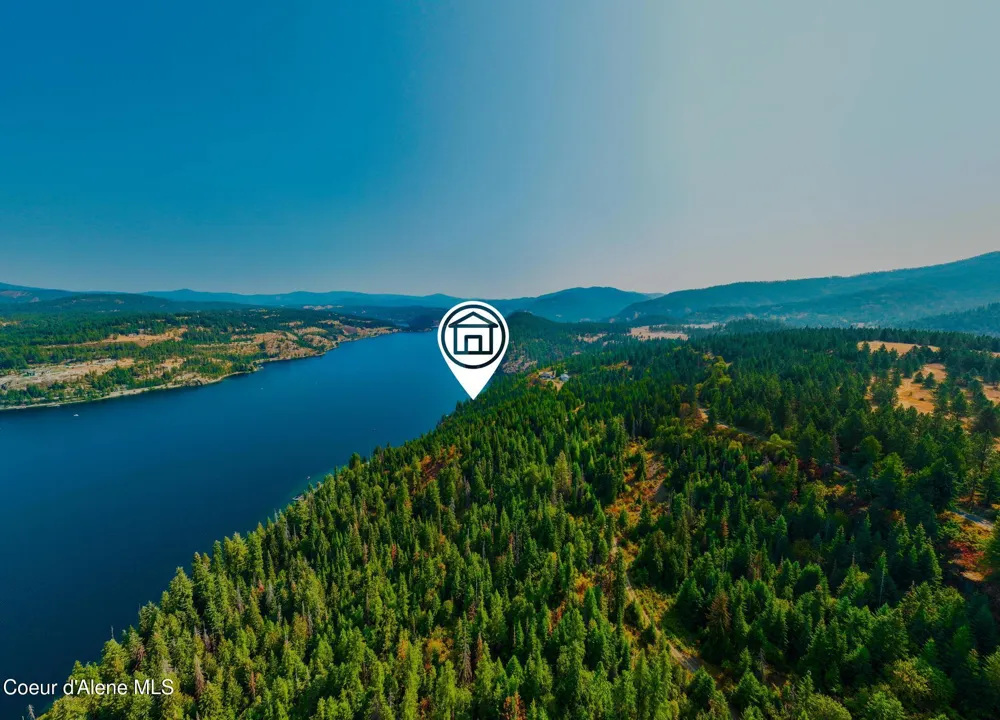 5727 S ODELIN LANE Harrison, ID 83833