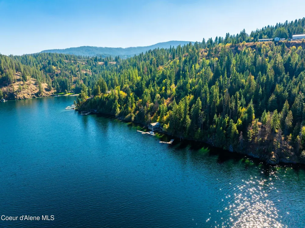 5727 S ODELIN LANE Harrison, ID 83833