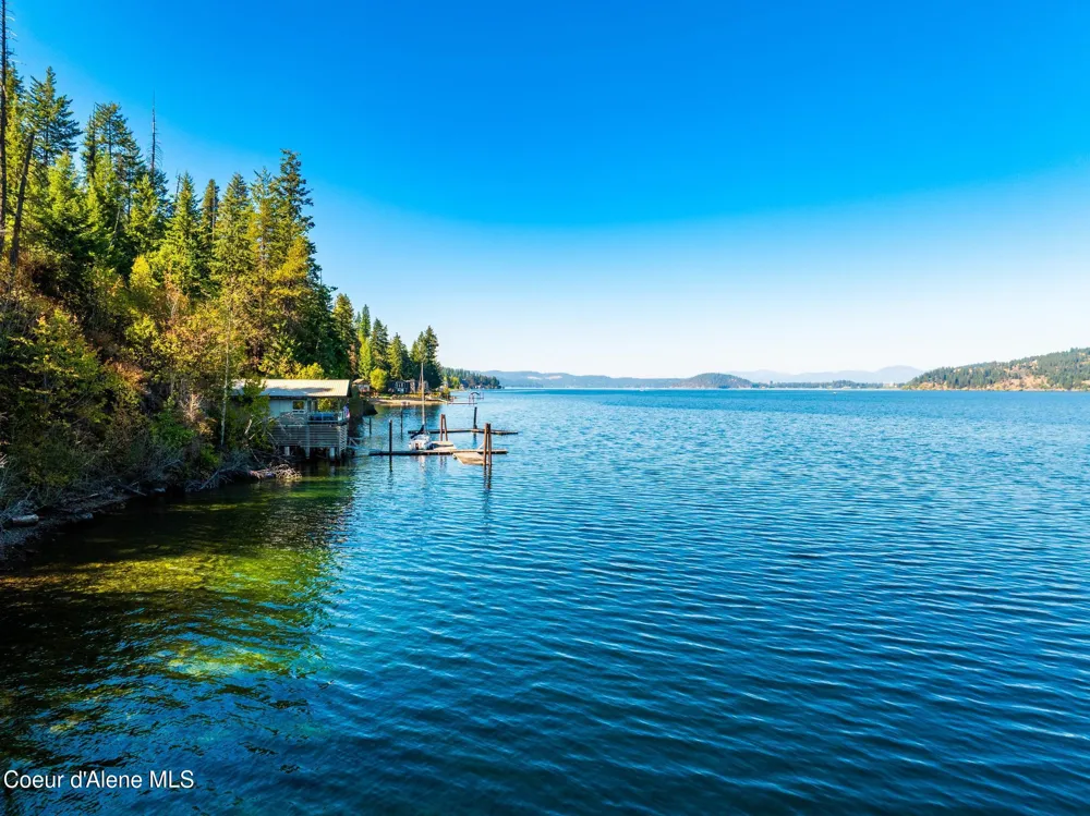 5727 S ODELIN LANE Harrison, ID 83833