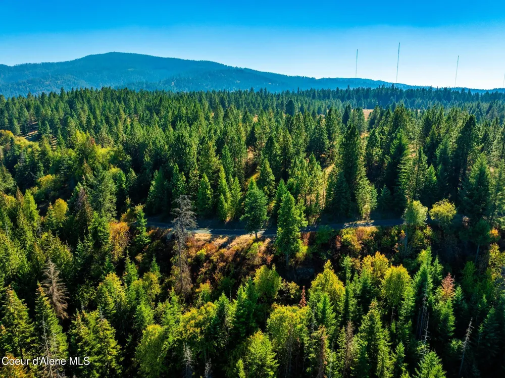 5727 S ODELIN LANE Harrison, ID 83833