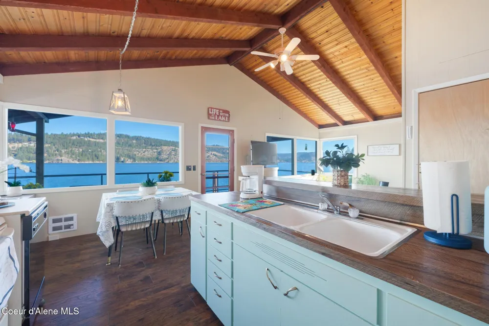 5727 S ODELIN LANE Harrison, ID 83833