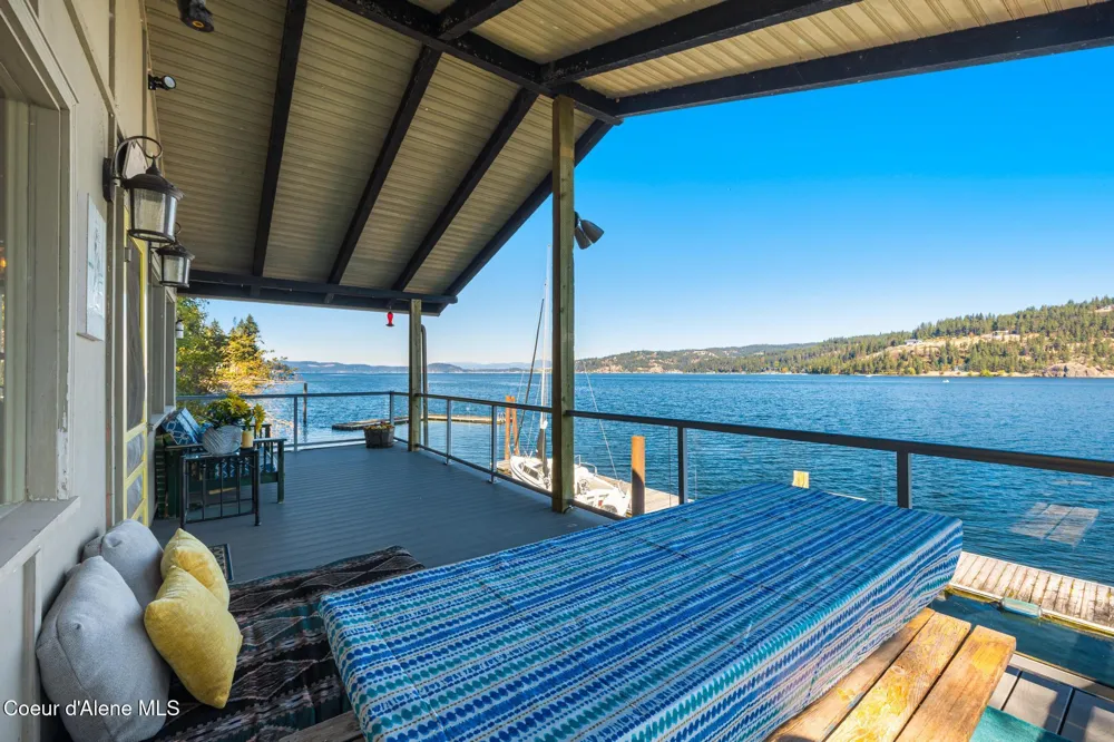 5727 S ODELIN LANE Harrison, ID 83833