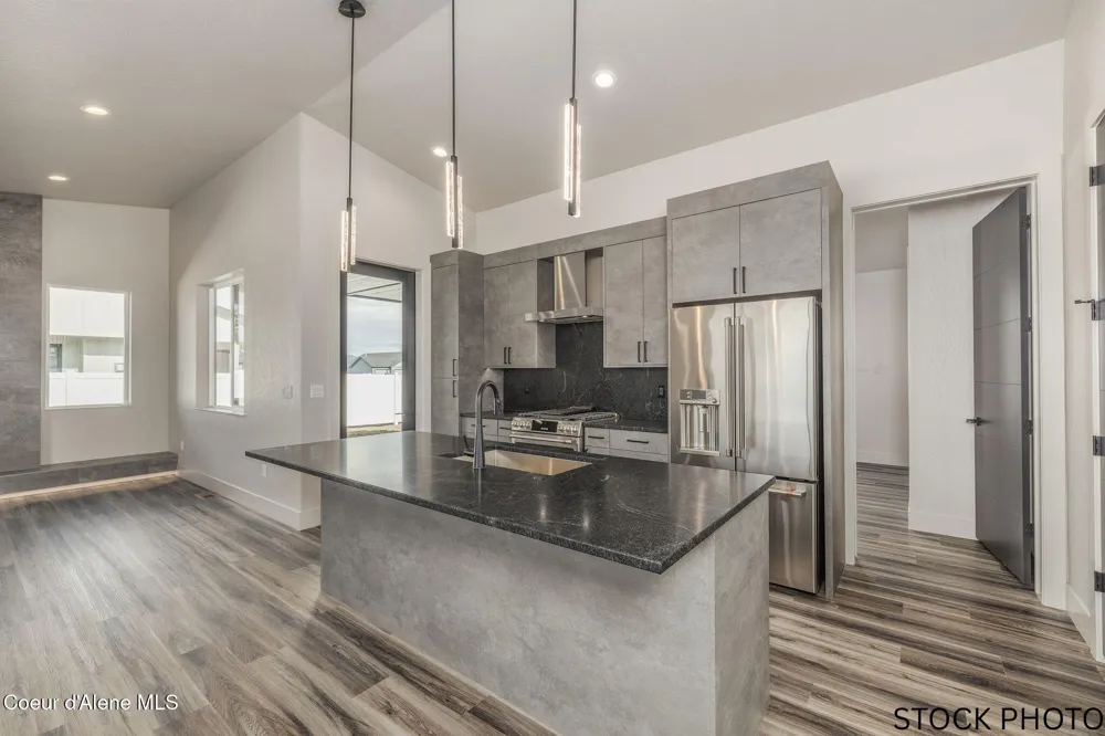 6414 W FREHLEY WAY Rathdrum, ID 83858