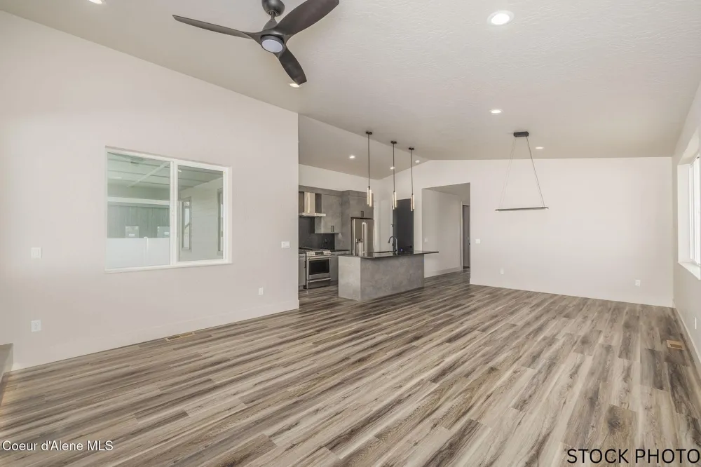 6414 W FREHLEY WAY Rathdrum, ID 83858