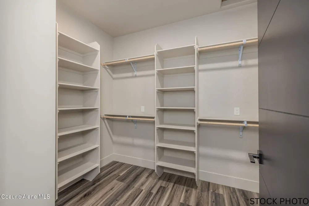 6414 W FREHLEY WAY Rathdrum, ID 83858