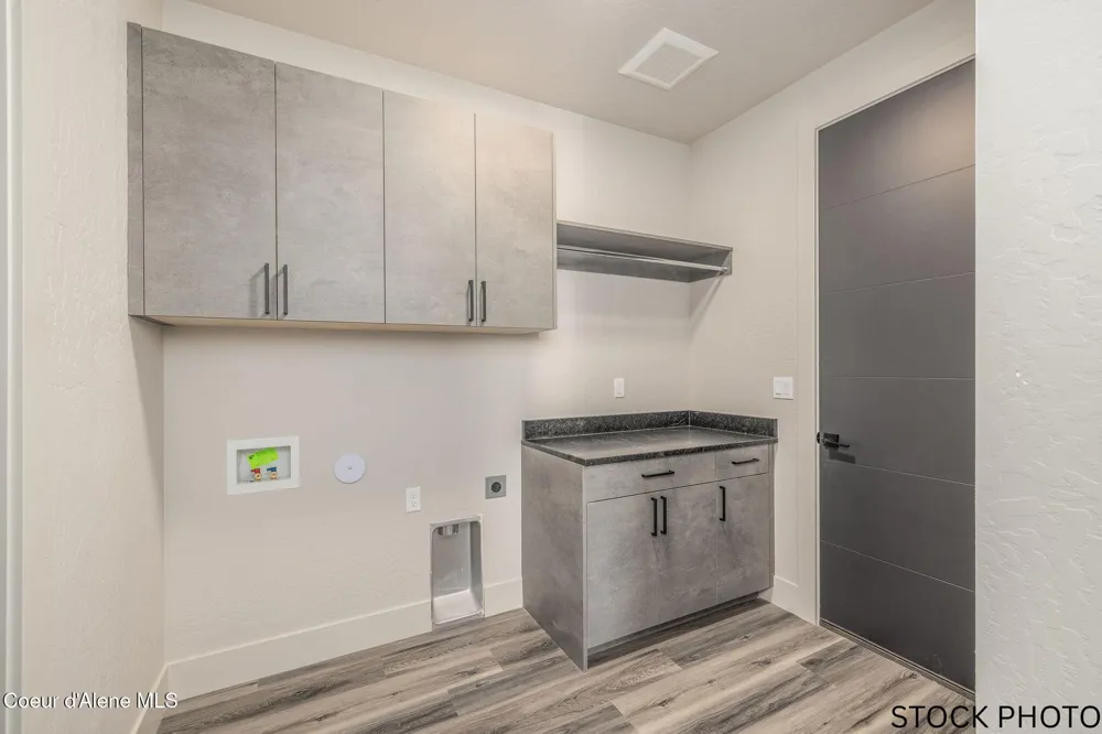 6414 W FREHLEY WAY Rathdrum, ID 83858