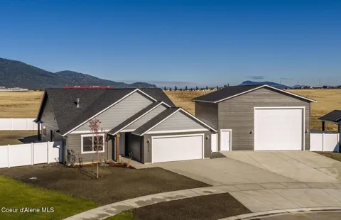 12073 LENNON LANE