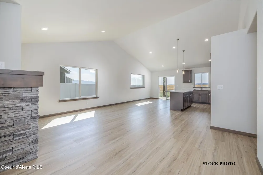 6791 W PLANT LANE Rathdrum, ID 83858