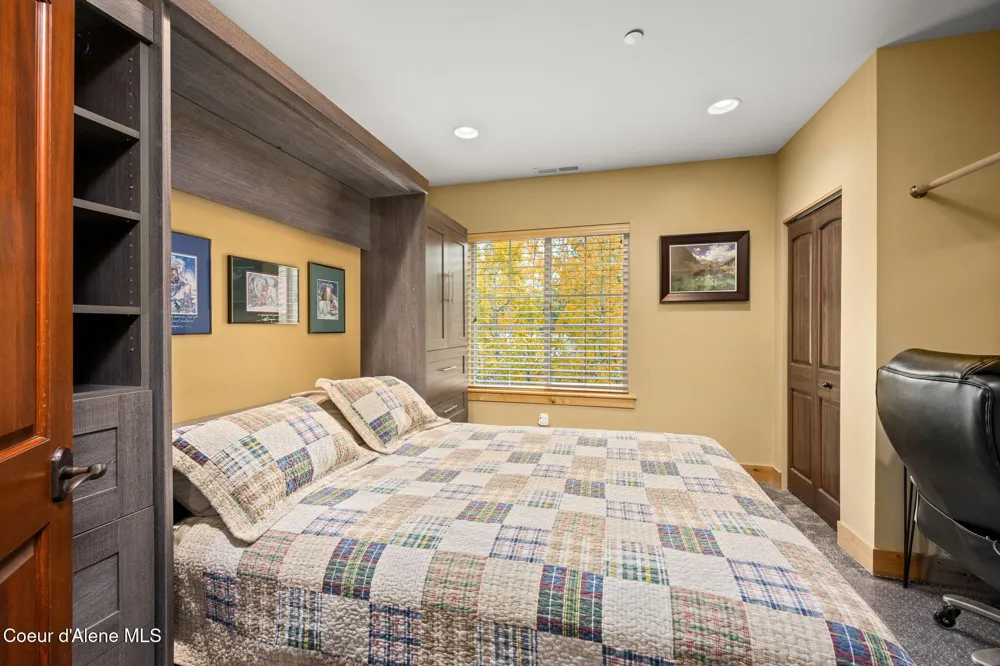 308 Ohio Avenue #205 Kellogg, ID 83837