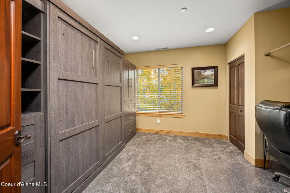 308 Ohio Avenue #205 Kellogg, ID 83837