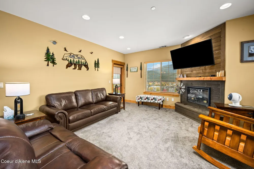 308 Ohio Avenue #205 Kellogg, ID 83837