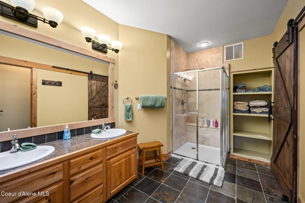 308 Ohio Avenue #205 Kellogg, ID 83837