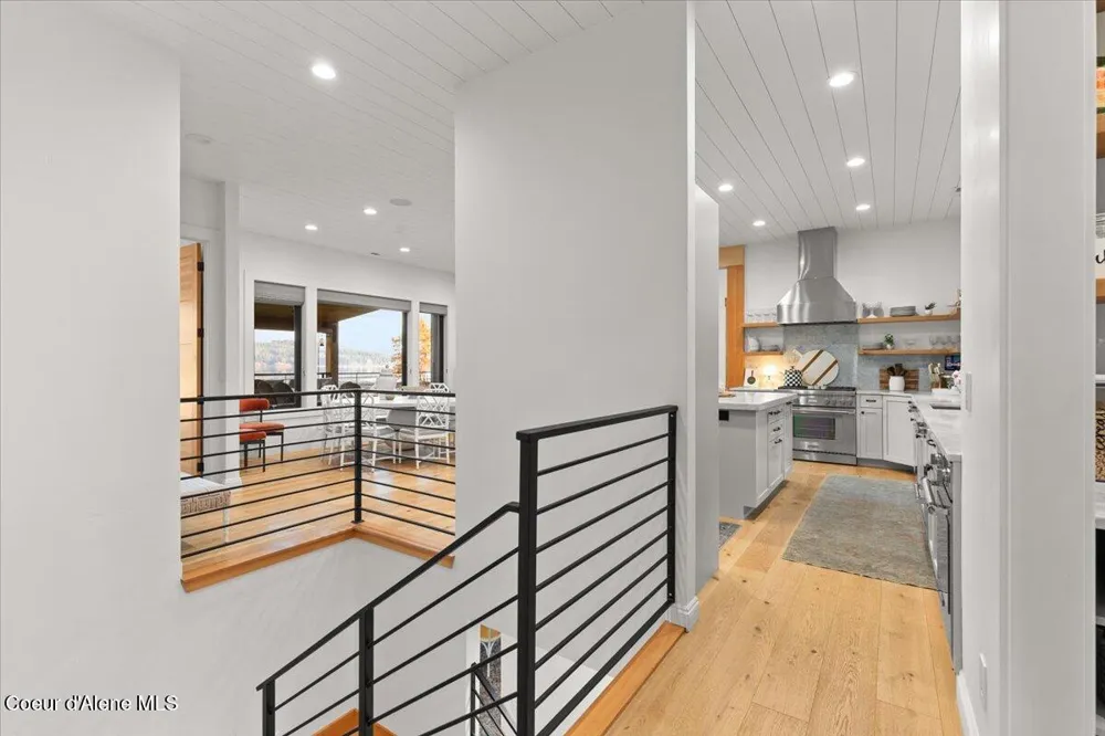 13846 HAUSER LAKE ROAD Hauser, ID 83854