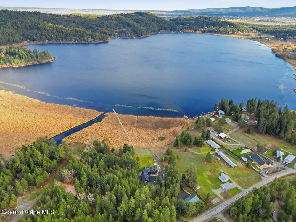 13846 HAUSER LAKE ROAD Hauser, ID 83854