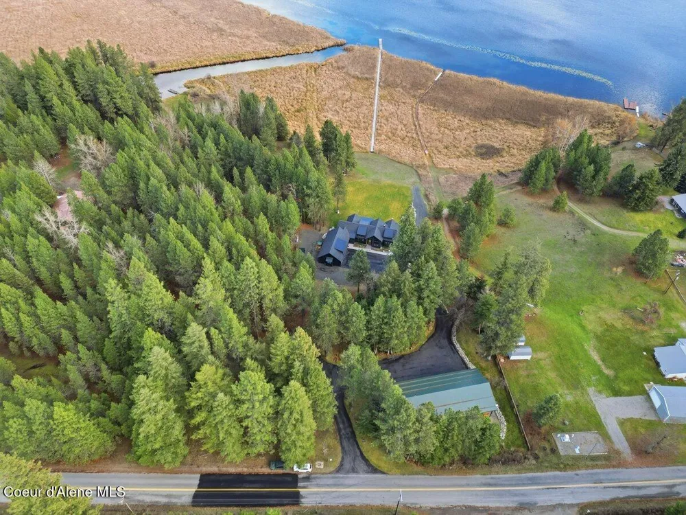 13846 HAUSER LAKE ROAD Hauser, ID 83854