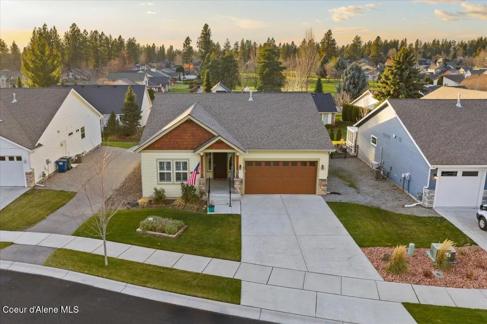 2533 SIDE SADDLE LANE Post Falls, ID 83854