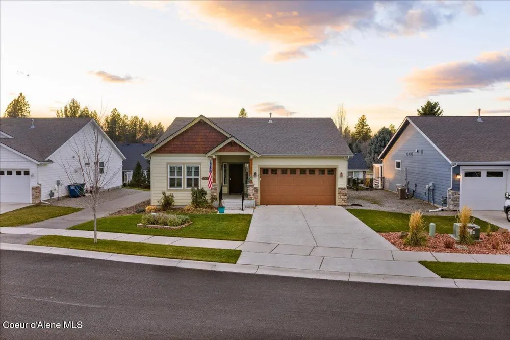 2533 SIDE SADDLE LANE Post Falls, ID 83854