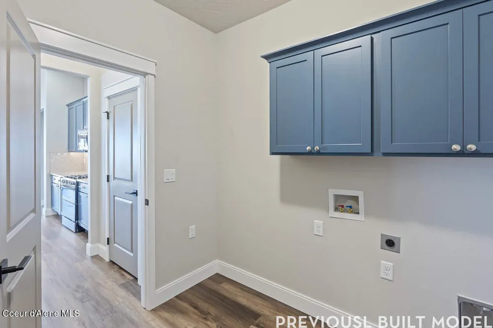 9086 CALIFORNIA STREET Rathdrum, ID 83858