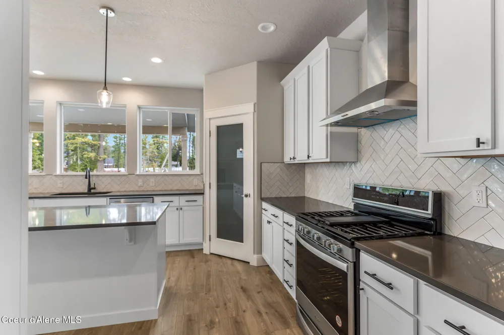 9192 BEDWELL STREET Rathdrum, ID 83858