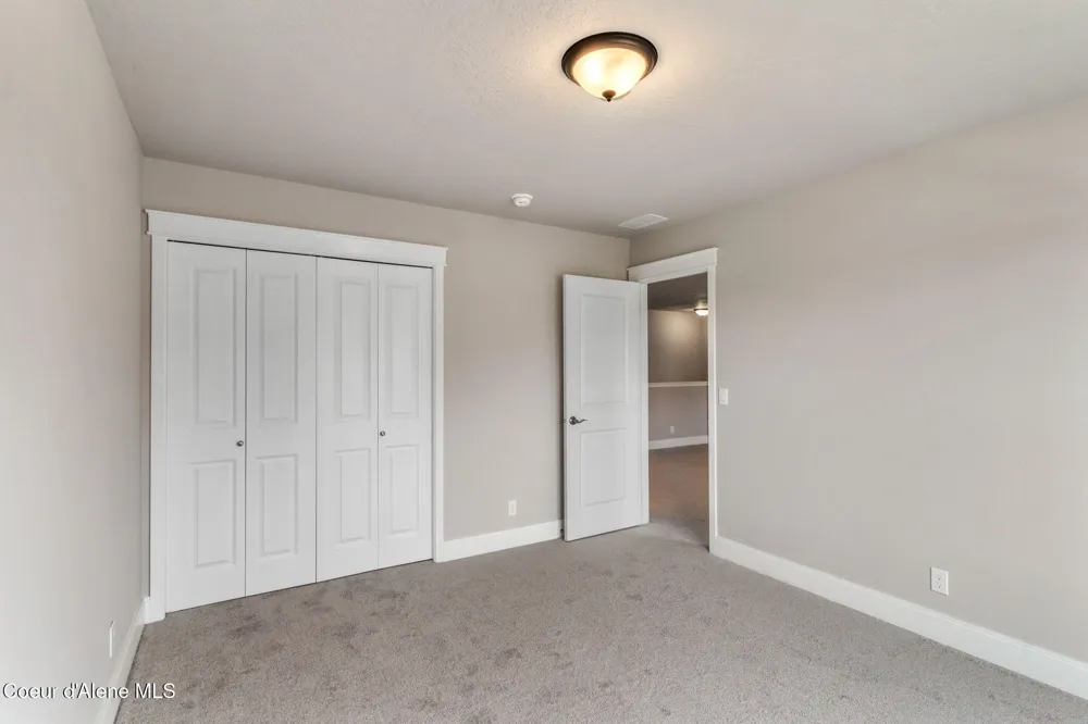 9192 BEDWELL STREET Rathdrum, ID 83858