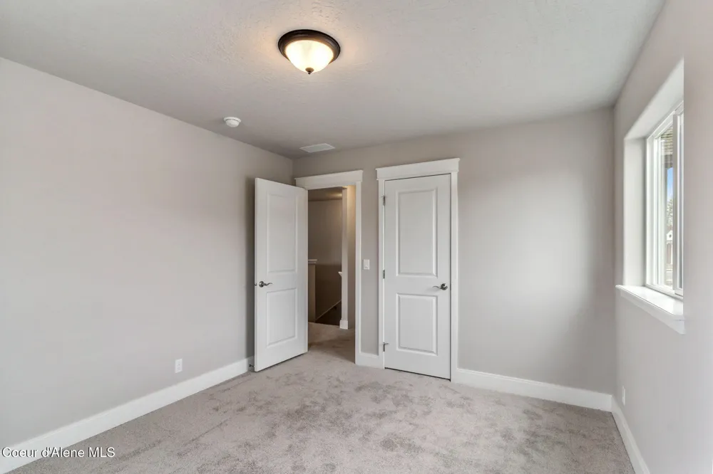 9192 BEDWELL STREET Rathdrum, ID 83858