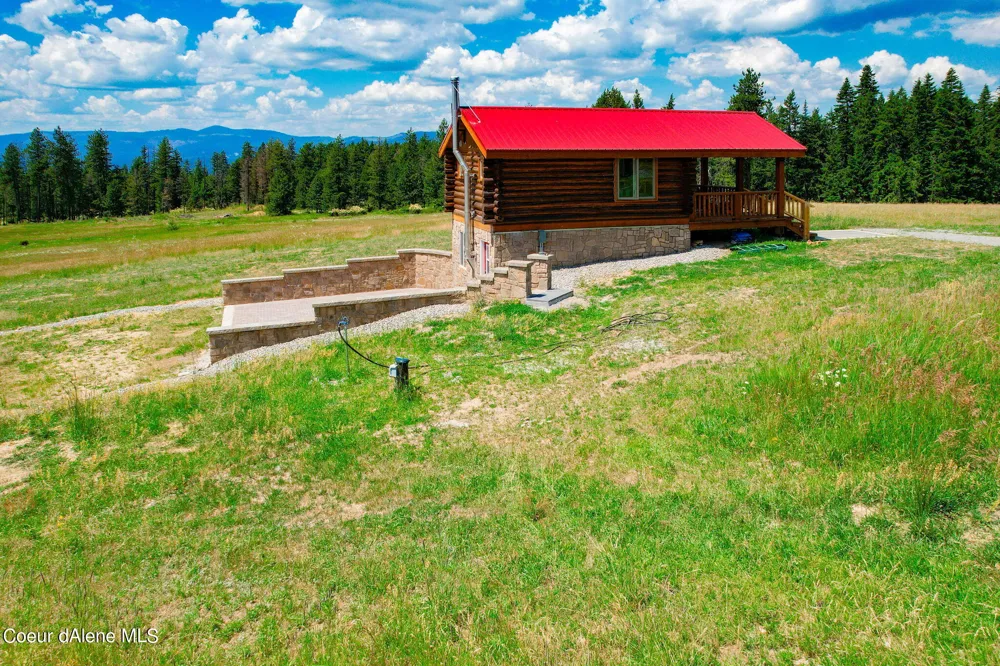 5939 E Burma Road Harrison, ID 83833